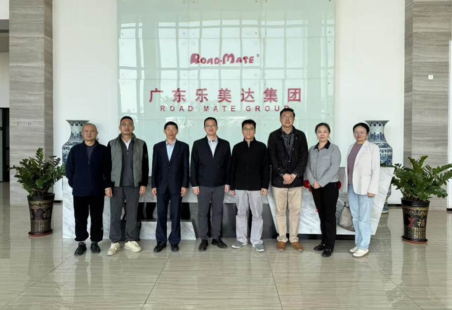 7a1bda0813c57b36b44f491d404b01db