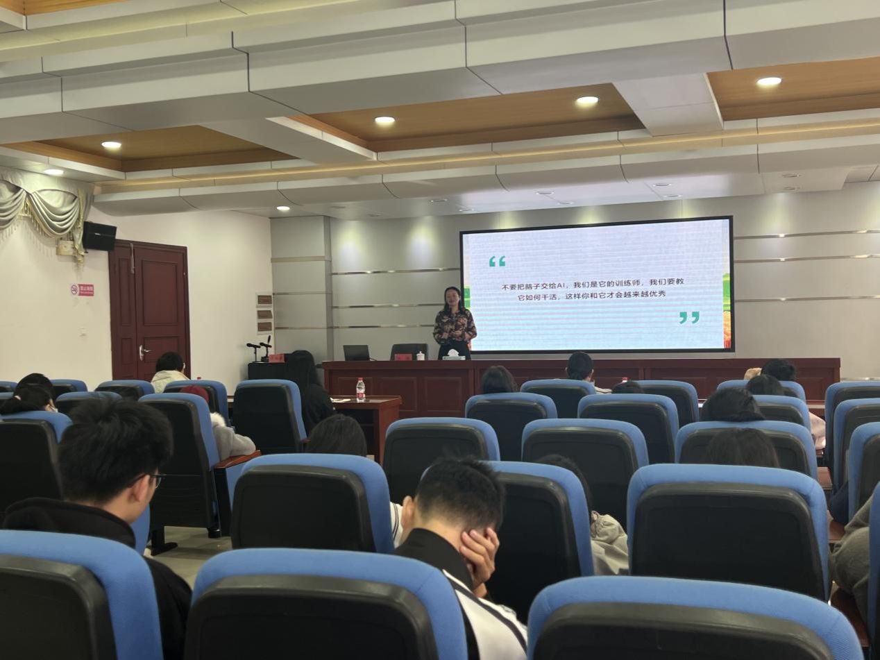 79377b941a4c079d82e3d3d3890ec99b